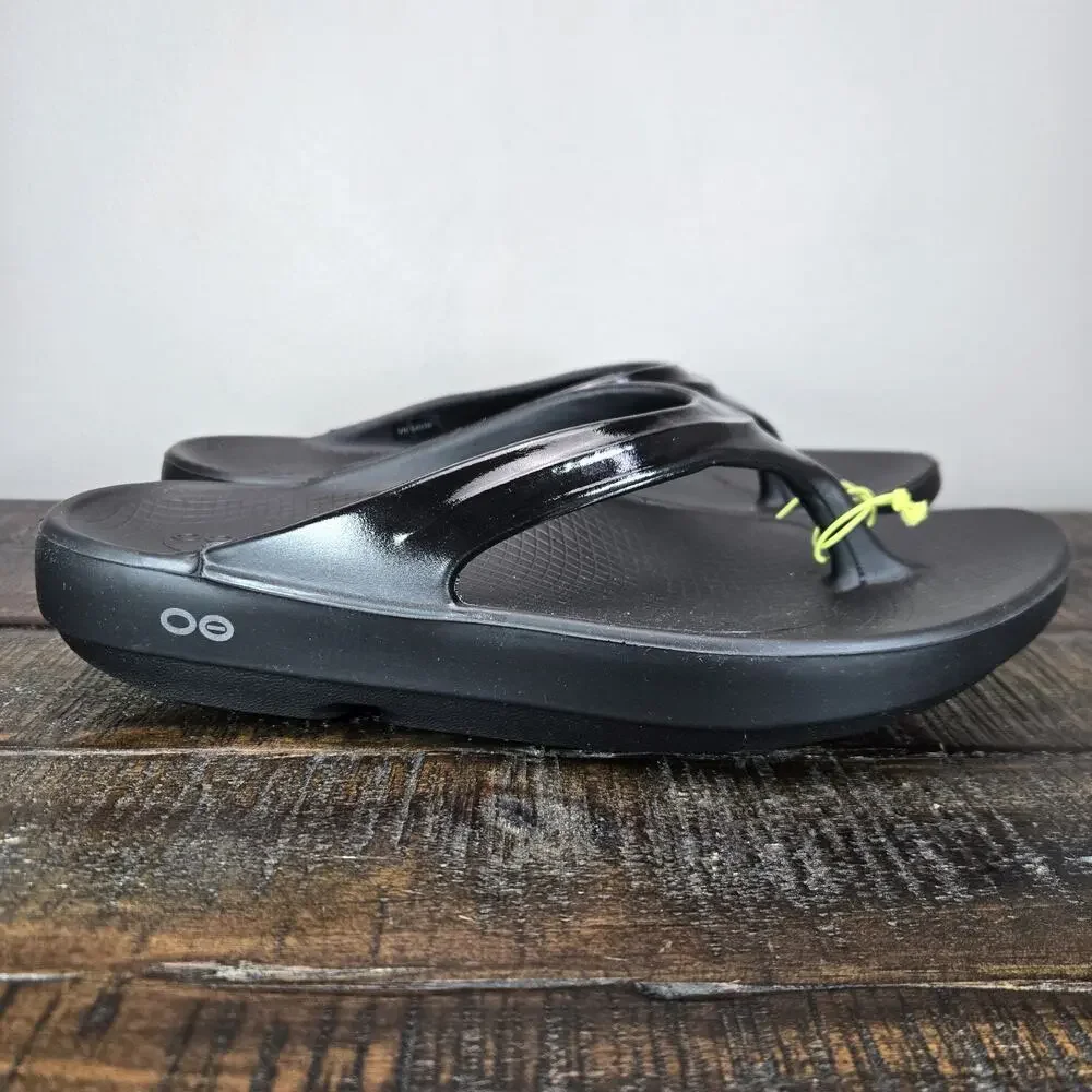 NEW Oofos Oolala Womens Size 8 Recovery Slip-On Comfort Flip Flops Sandals Black